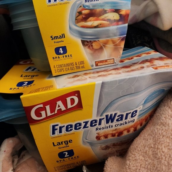 Glad freezerware containers - Picture 1 of 3